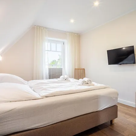Uns Vagelhus Holiday home Ahrenshoop