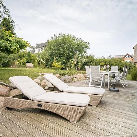 Uns Vagelhus Holiday home Ahrenshoop